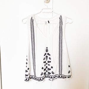 ANTHROPOLOGIE sleeveless tank